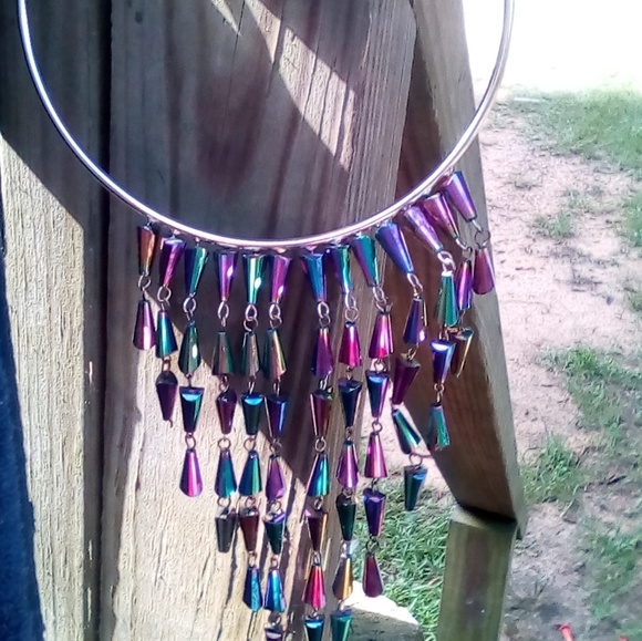 Jewelry - Stunning cuff necklace